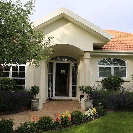 Olive House Bed And Breakfast Christchurch Esterno foto