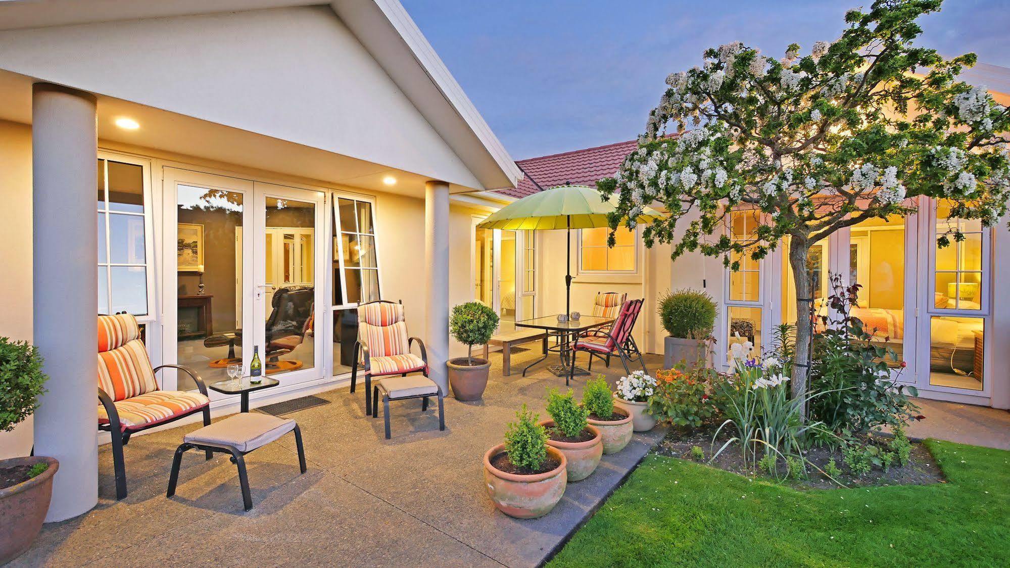 Olive House Bed And Breakfast Christchurch Esterno foto