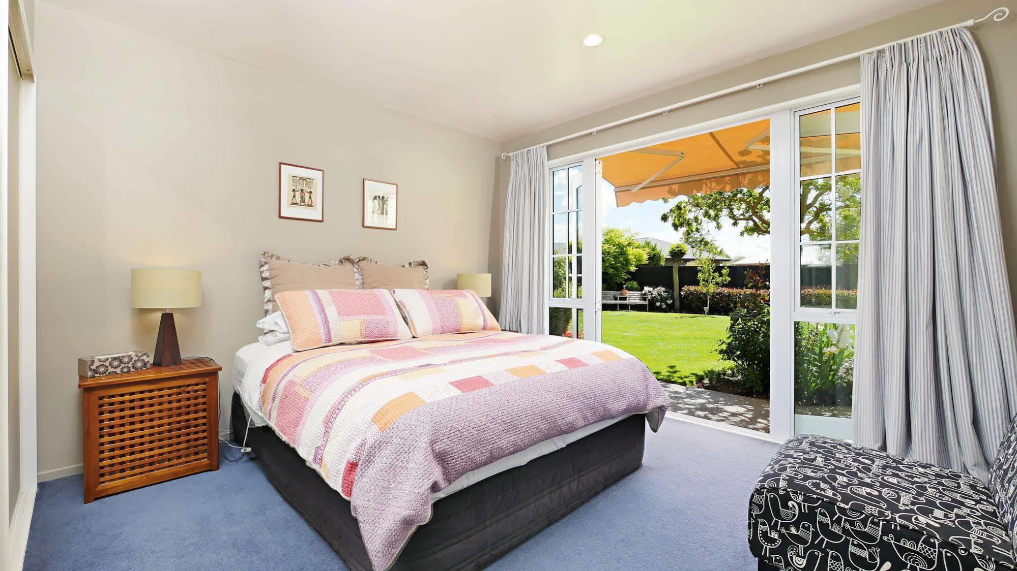 Olive House Bed And Breakfast Christchurch Esterno foto