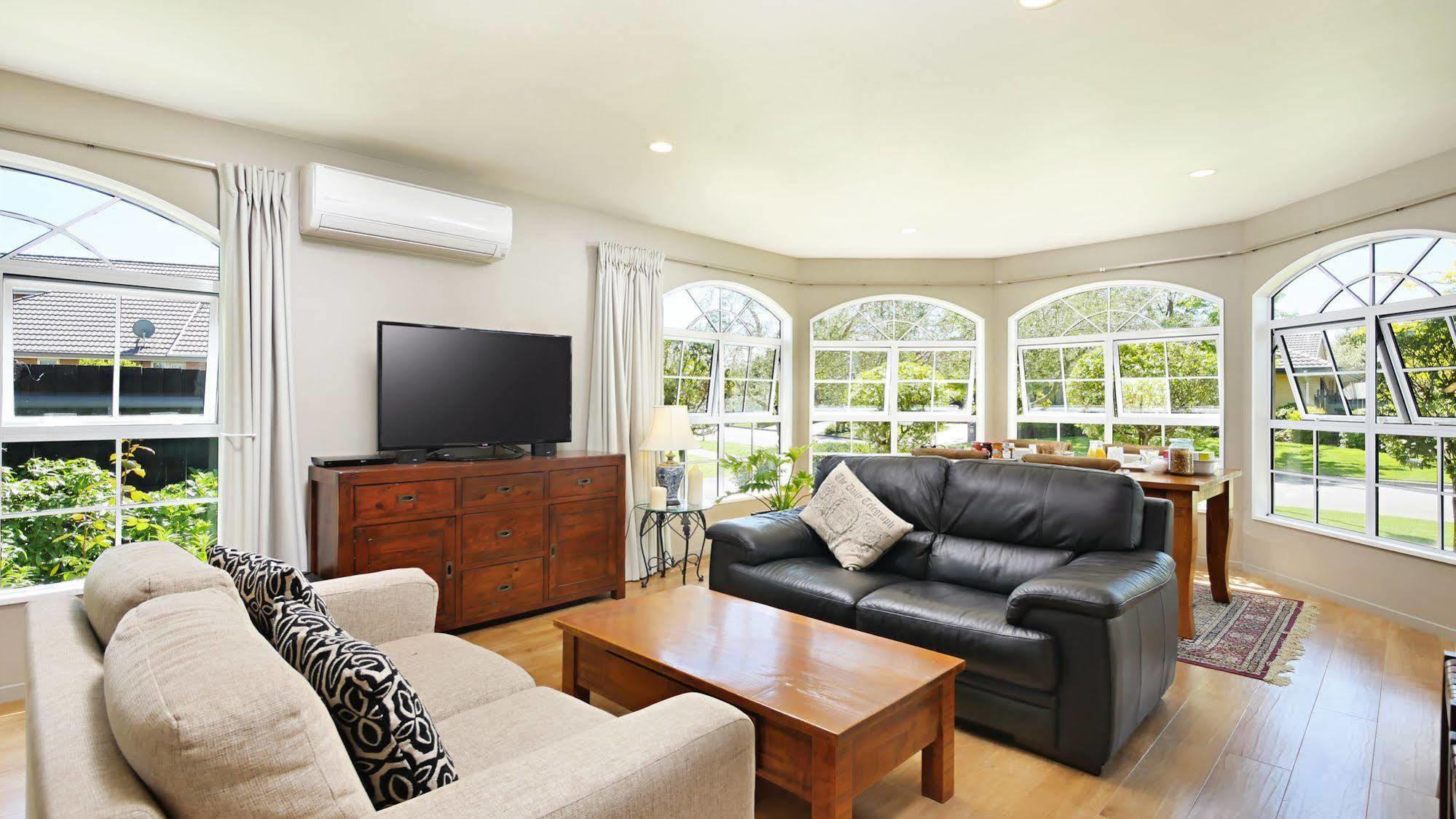 Olive House Bed And Breakfast Christchurch Esterno foto